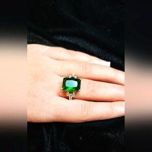 Sterling Silver Plated Women's Green Simulated Emerald Cut Ring  Size 9